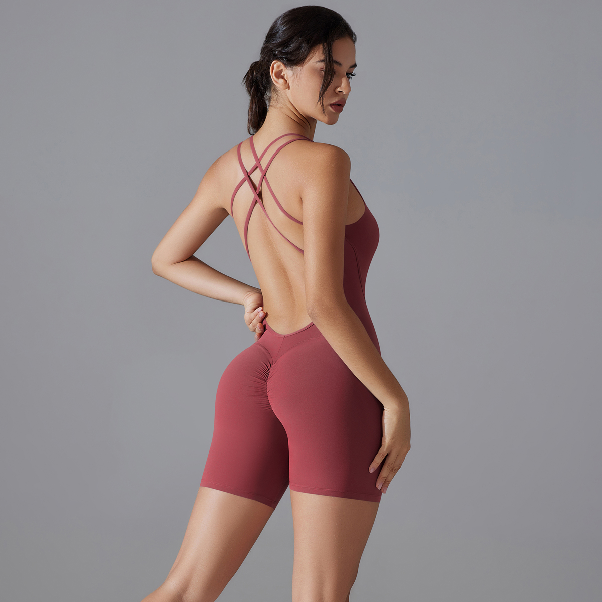 ชุดโยคะเซ็กซี่Backless Sportyแ - Yoga Fitness Kit บทวิจารณ์และราคา